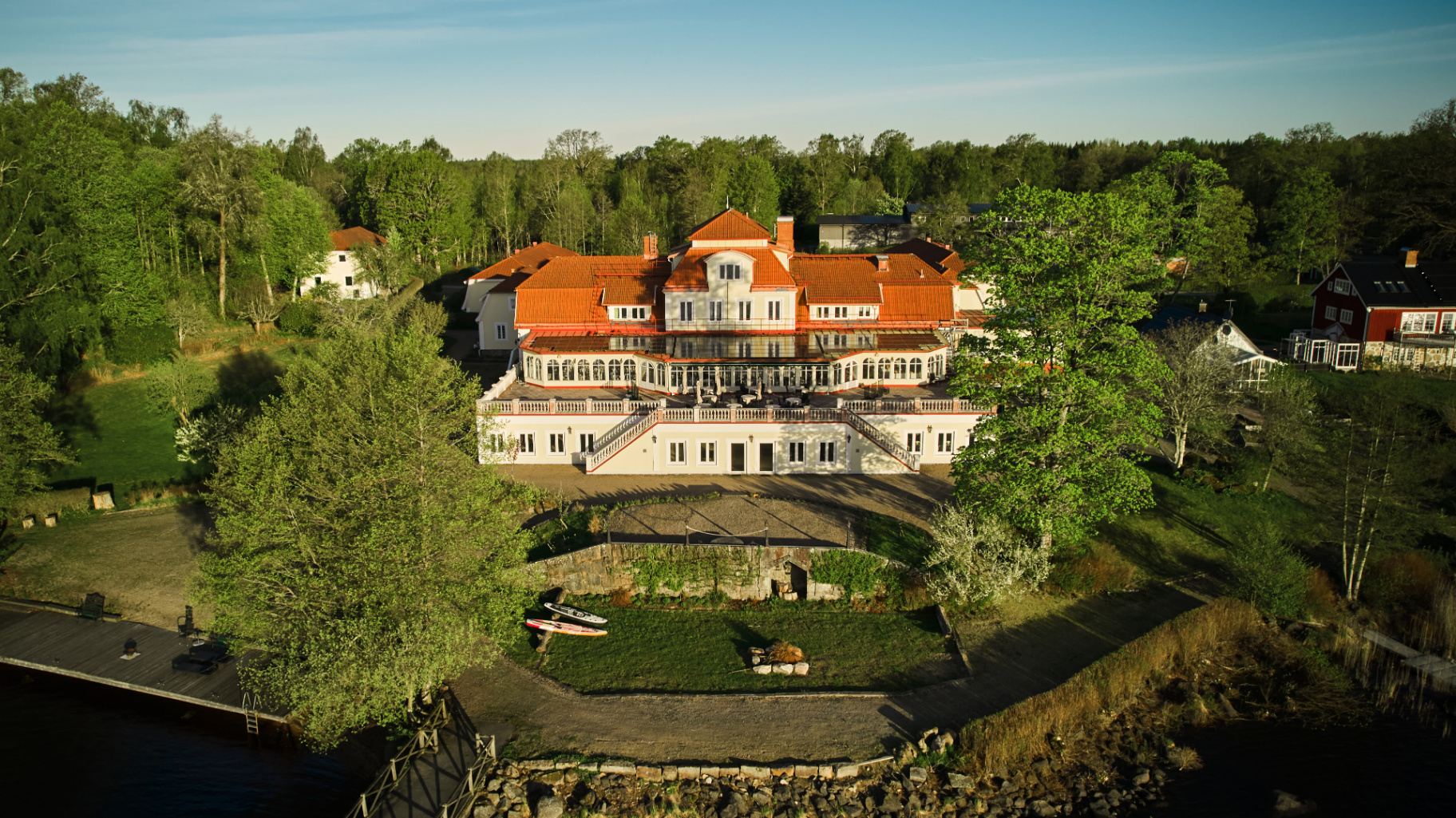 Möckelsnäs Herrgård hotell vid sjön Möckeln i Småland